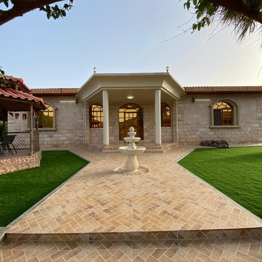Uae Farm Villa Qur ภายนอก รูปภาพ
